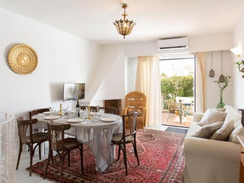 Holiday Home Jardines de Nerja by Interhome