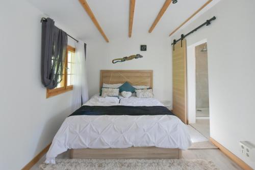Wood Chalet 1 Monaco Forest La Turbie - Sleeps 5 people