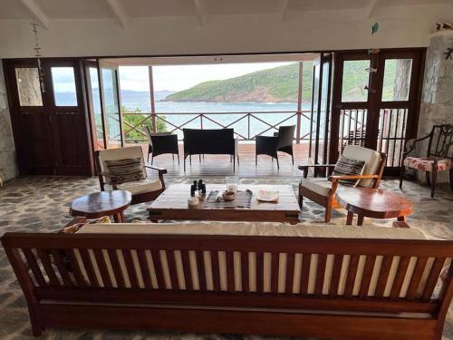 Crown Point House Bequia