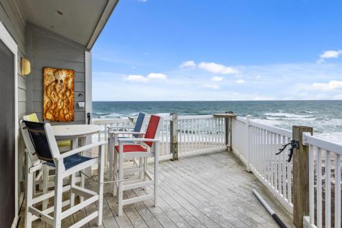 Colony by the Sea #312 – Photos 2