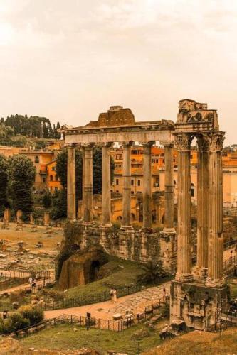 COLOSSEUM LUXURY HOME