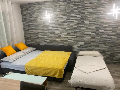 Llit o llits en una habitació de Apartament Enzo Salou 150m playa
