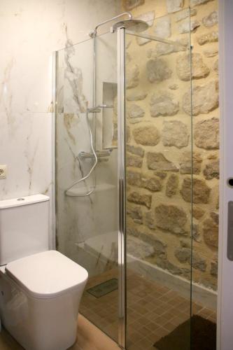 Ένα μπάνιο στο Apartamentos turísticos La Estación