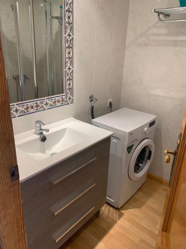 SERVICE APART LAZARO- Apartamentos Aguamarina 58
