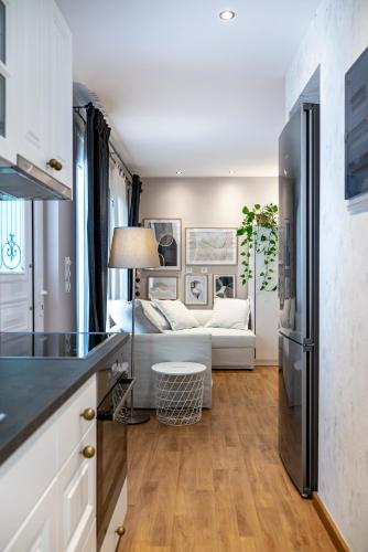 Ocean Breeze Suite 1min to Beach
