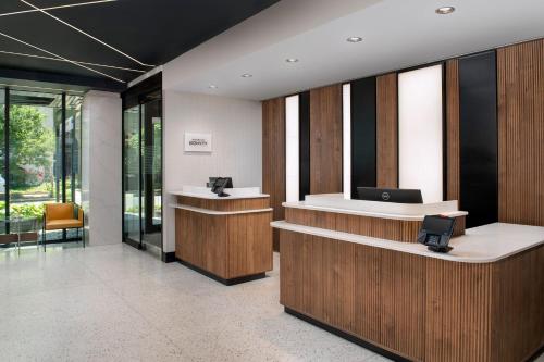 Courtyard by Marriott Washington, DC Dupont Circle Image
