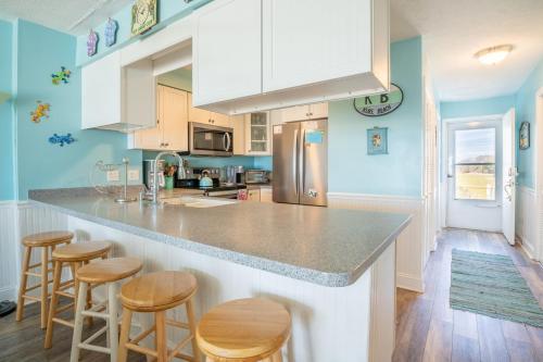 Ocean Dunes 0503 - 503 Pelican – Photos 3