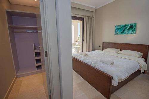 A S 2108 / 3 bedroom