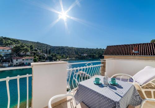 Gallery image of Amare Apartments in Bobovišća