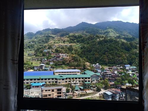 Landskap semula jadi dekat dengan rumah tamu ini