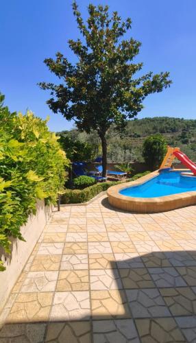 Bazén v ubytování Casa Vacanze Salvatore-Relax con piscina privata nebo v jeho okolí