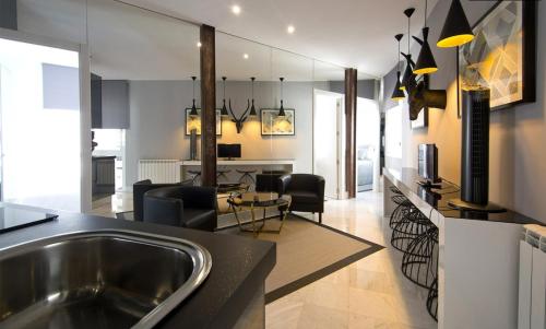 Apartamento Embajadores -No Ascensor-