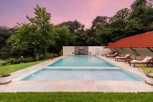 Piscina di Aranya Vilas - A Nature Resort o nelle vicinanze