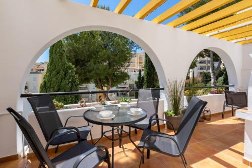 Posezení v ubytování Cozy apartment with pool in Riviera del Sol by Costarentals - Ref 153