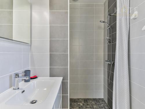 Kúpeľňa v ubytovaní Villa "Les Sternes" - Classée 4 étoiles