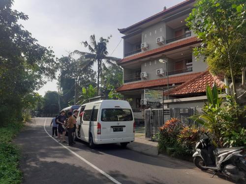 O edifício em que a hospedagem domiciliar se localiza