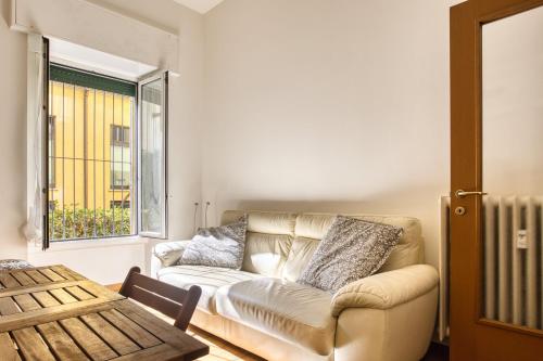 JOIVY Adorable 1 bed flat near centre