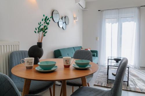Sunny & Modern apt for 3 persons