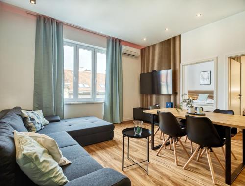 Cali & Rio Apartments by Irundo