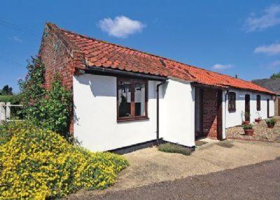 The building where the vacation home is located 