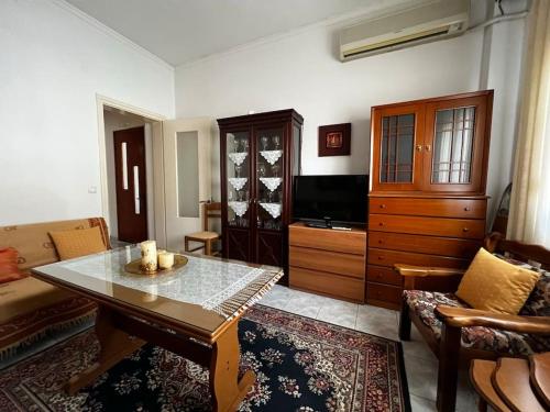 Your Home in the city center by GG