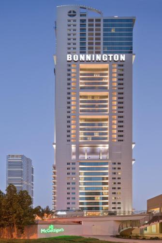 Lagom Vacation Homes 1 & 2 bedroom Apartment in Bonnington Tower, cluster J