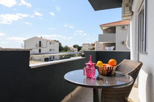 Apartment in Okrug Gornji with sea view, balcony, air conditioning, WiFi 5134-7