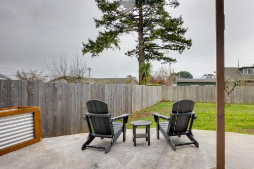 Galeriebild der Unterkunft Coastal Haven Getaway about 1 Mi to Mill Beach! in Brookings