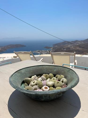 Gambar di galeri bagi Windhouses Serifos di Serifos Chora