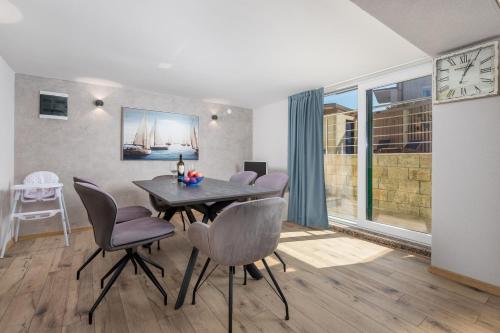 Villa Ivona with heated pool in Rovinj