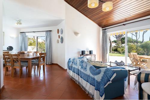 Villa Mianas by SAPvillas