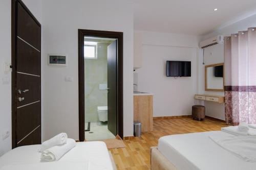 Gallery image of Osmani Rooms Sarande in Sarandë