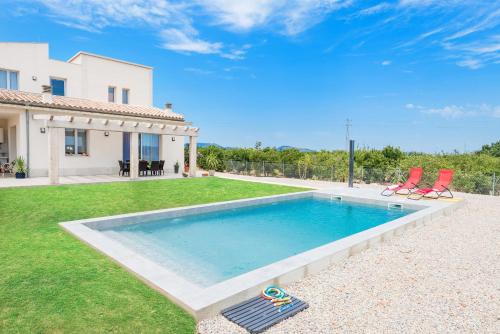 The swimming pool at or close to Villa Albaimar with swimming pool and garden