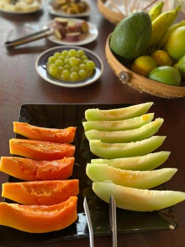Makanan di atau berdekatan inn ini