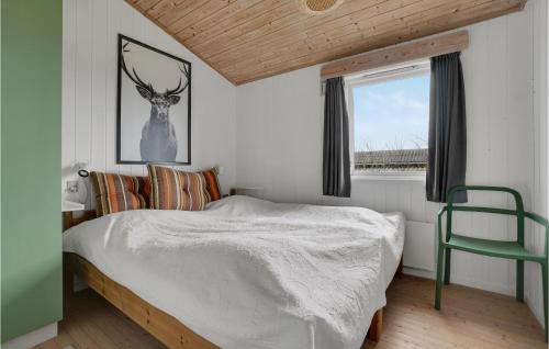 Postel nebo postele na pokoji v ubytování Stunning Home In Vestervig With Kitchen