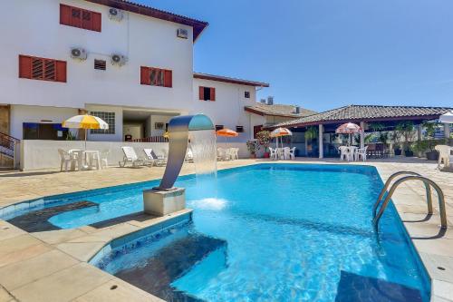 Hotel Fredyの敷地内または近くにあるプール