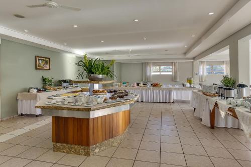 Hotel Fredyにあるレストランまたは飲食店