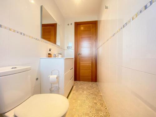 A bathroom at Great Location, Estepona Town