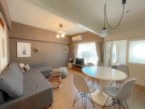 Accommodates up to 11 guests!!Staypia Condominium Namba Ebisu