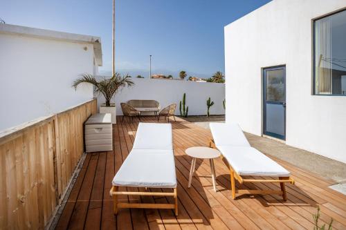 Villa Arizona - 3-bedroom house by the sea