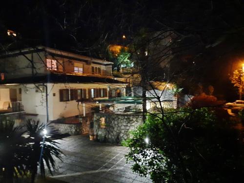 Apartments Anagora I