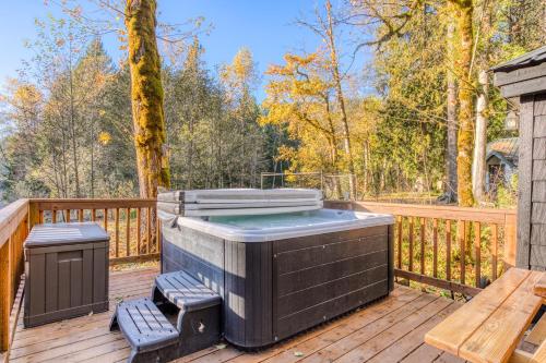 Riverbend Cabin 1 – Photos 3