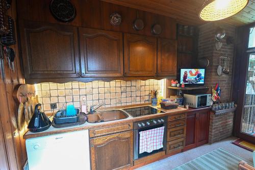 Dapur atau dapur kecil di Haus im Hanfbachtal