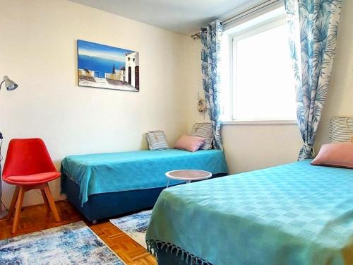 Apartment Roko - 150 m from the Beach