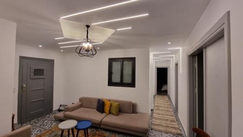 Alex Gate apartment - families only