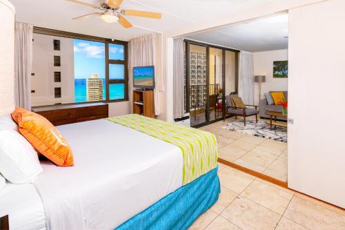 Stunning Ocean View Near Waikiki Beach with Parking_2