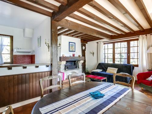 Photo de la galerie de l'établissement Maison Landaise à 6 Pers., 3 Ch., Jardin Clos, Proche Plages & Commerces - FR-1-521-80, à Biscarrosse-Plage