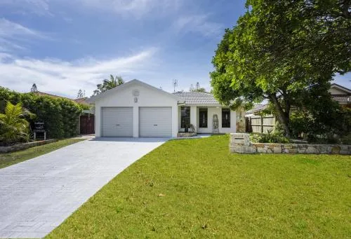 Kailani Beach House - LJHooker Yamba picture