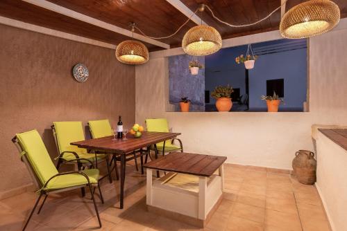 Gallery image of Studio Astero in Rhodes Town