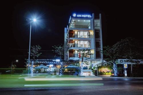 Gallery image of An Hotel in Làng La Vang Tả